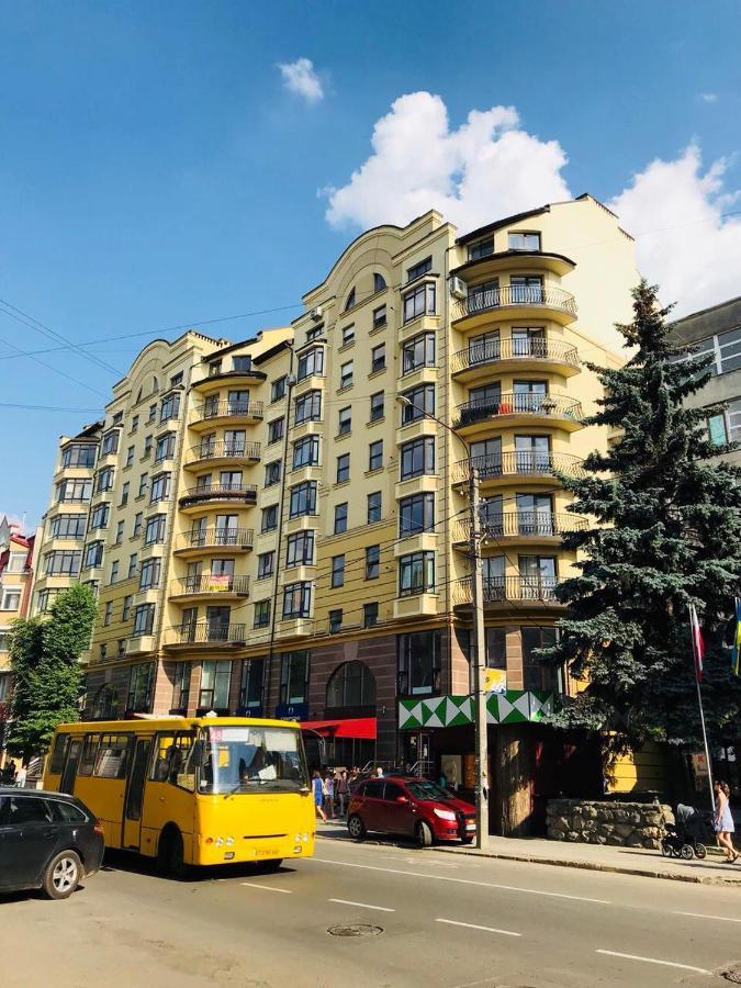 Apartaments Sichovyh Strilciv 68A Ivano-Frankivsk Esterno foto
