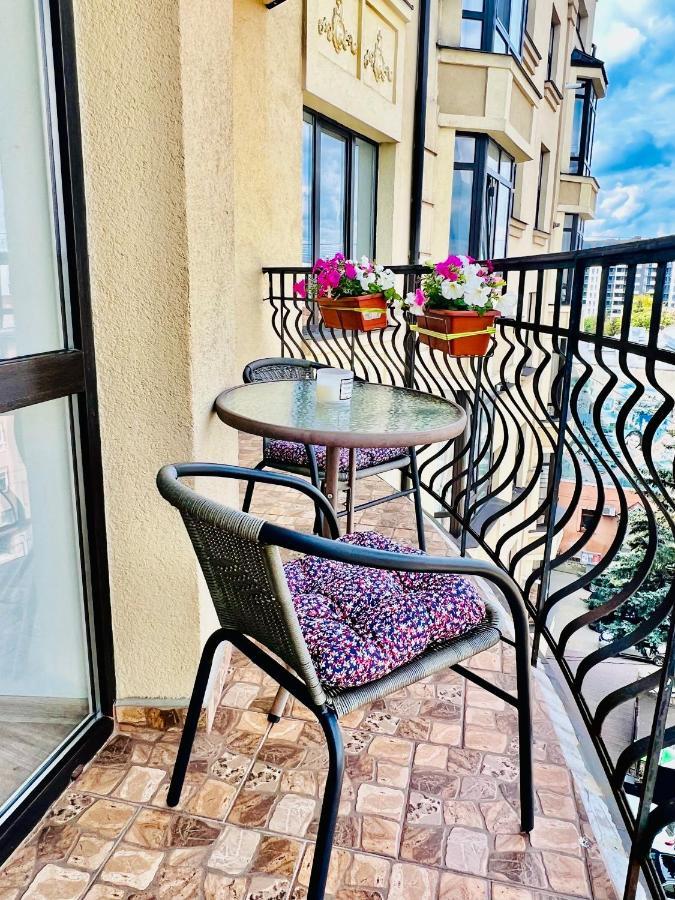 Apartaments Sichovyh Strilciv 68A Ivano-Frankivsk Esterno foto