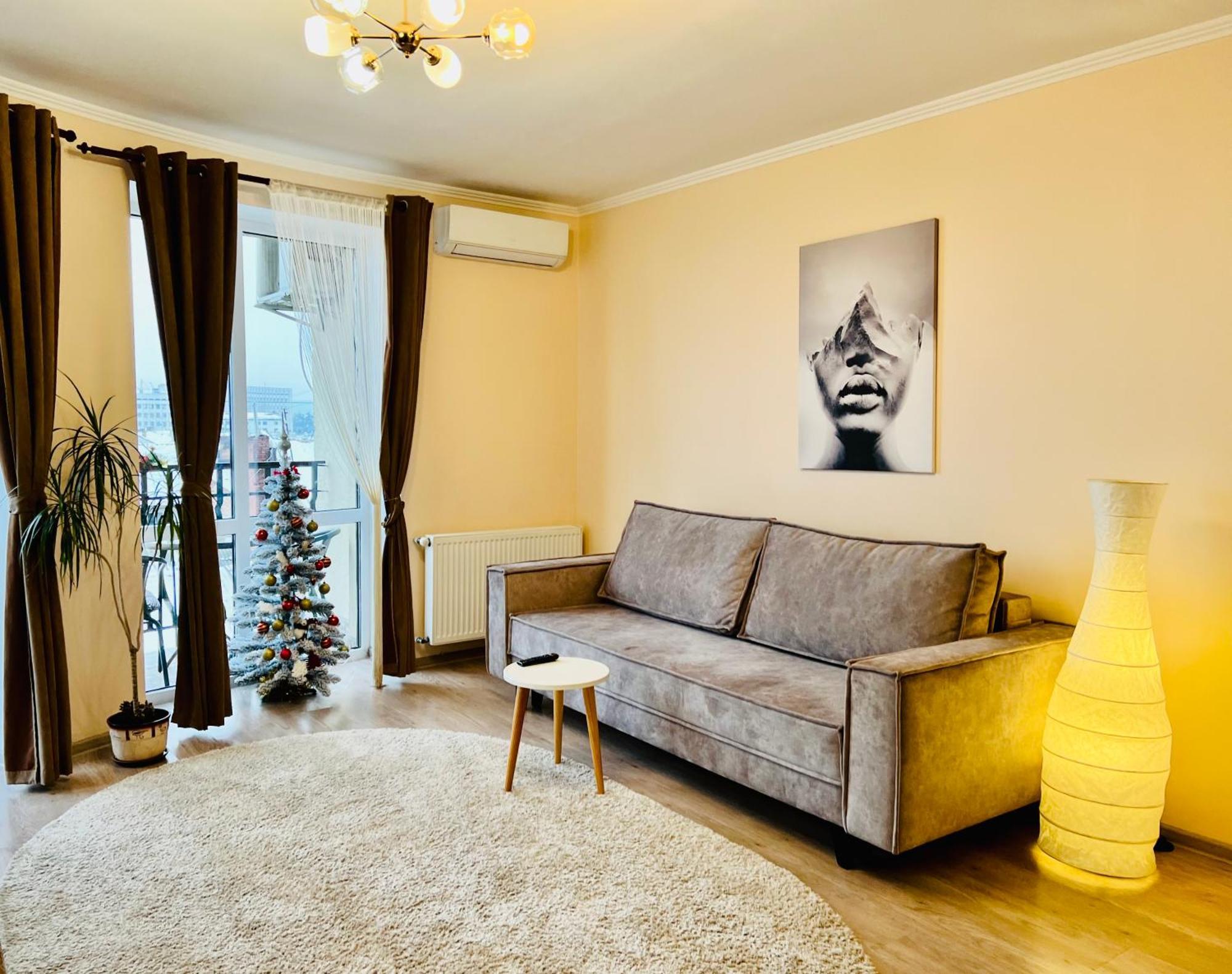 Apartaments Sichovyh Strilciv 68A Ivano-Frankivsk Esterno foto